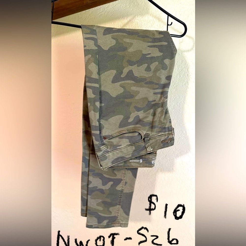 Camo jeggings
